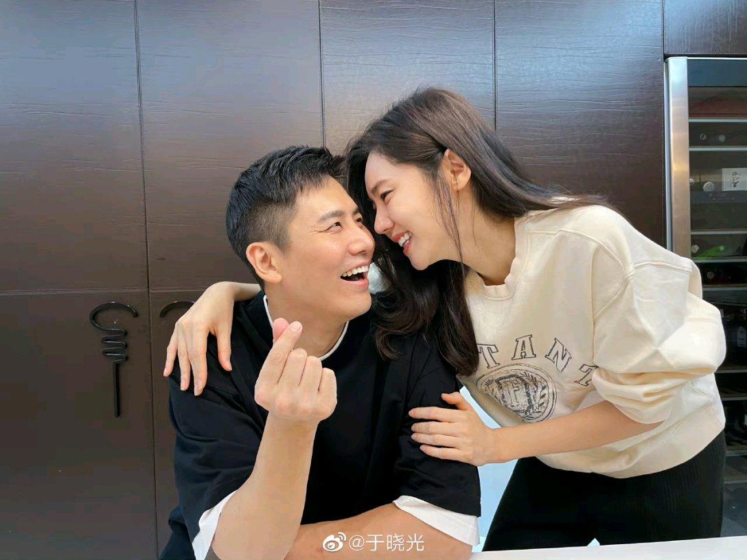 电脑进了点水，拆了一遍装上出这个。专家给看看。游戏画面